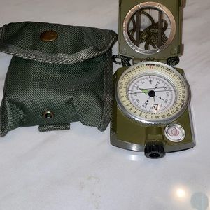 Cammenga Model 3h Tritium Lensatic Compass Olive Drab US Military Issue Pouch